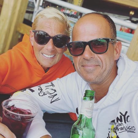 Marcus Lemoni and bobbi enjoying their vacation.